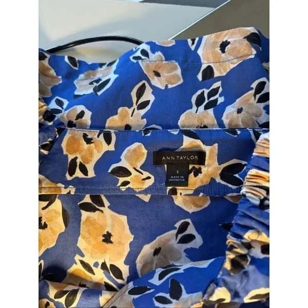 Ann Taylor Floral Square Neck Puff Sleeve Top Womens S Blue Tan Office Bohemian - Image 2