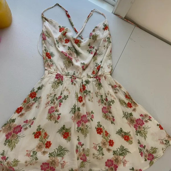 EUC O’Neill women’s white floral lined loose neck crossed strap mini dress XS‎ - Image 6