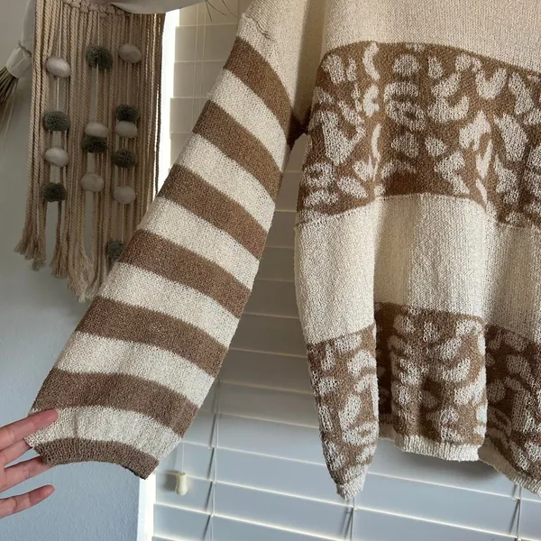 Source Unknown Cream Brown Leopard Stripe Knit Sweater Size S - Image 3