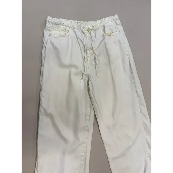 Splendid Yellow Lounge Denim
Crop Pants Medium - Image 3
