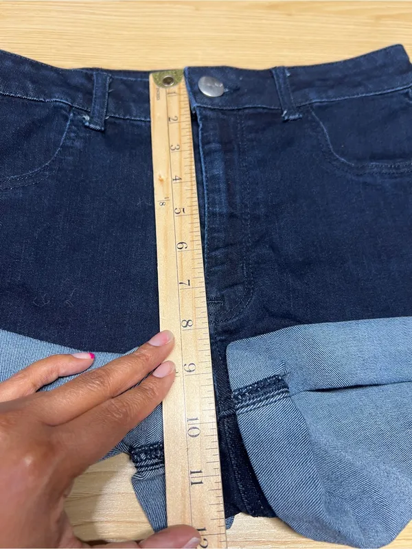 American Eagle Super Hi-Rise Shortie Dark Wash Stretch Denim Shorts Size 8 - Image 9
