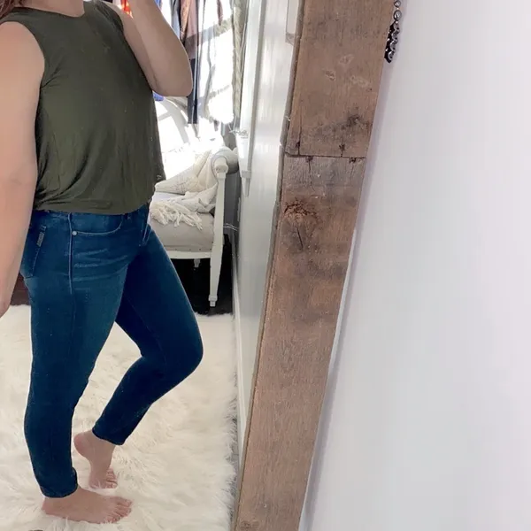 Lulus small olive green top - Image 2