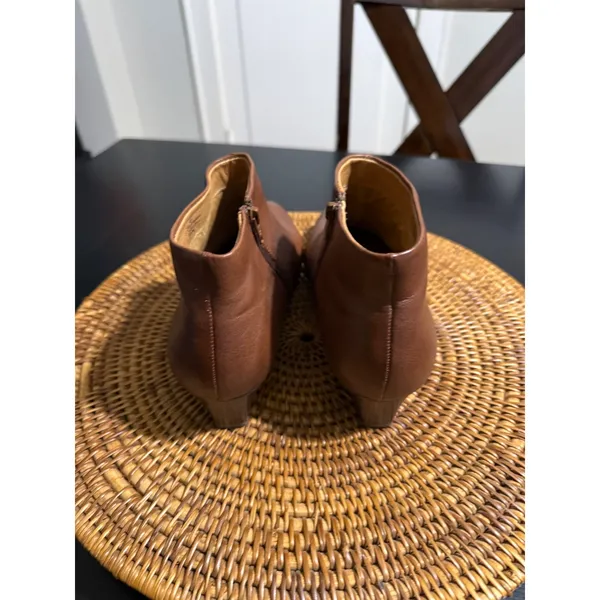 Sofft Womens Brown Leather Pleated Ankle Boots 8.5M 1082100 - Image 7