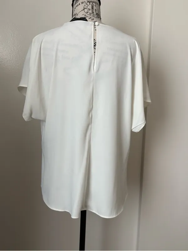 White House Black Market White V-Neck Short Sleeve Blouse - Image 3