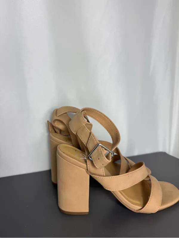 Windsor casual business party preppy Strappy Block Heel Sandals 6 1/2 - Image 4