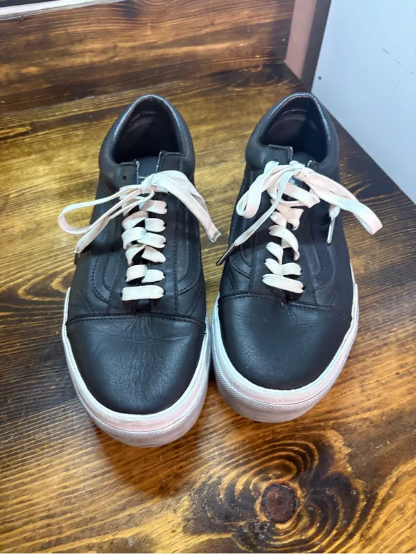 Vans black platform sneakers women size 9.5 - Image 3