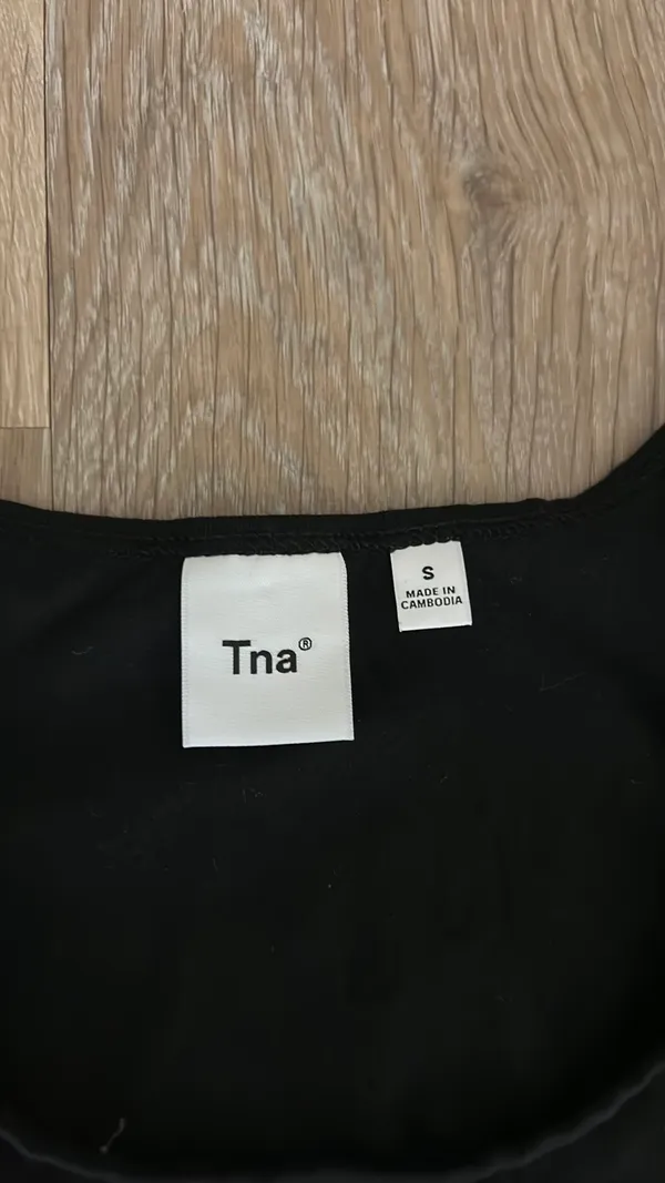 TNA Aritzia Dress Mini Black - Image 2