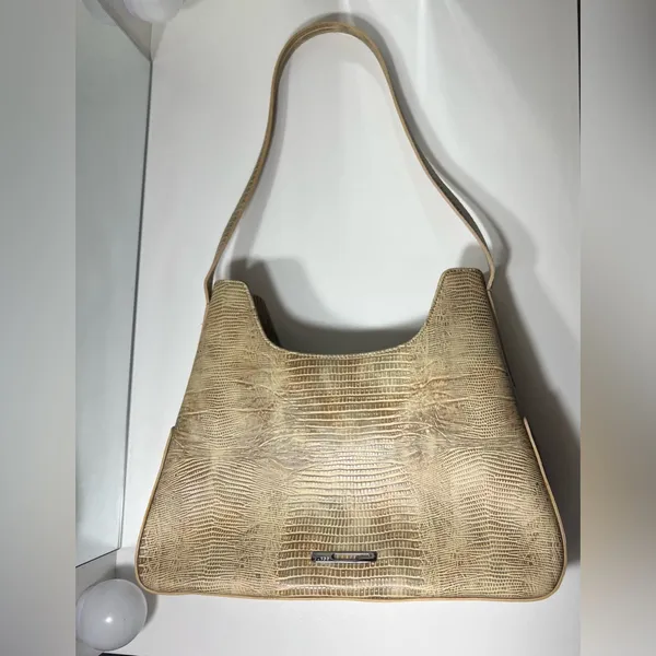 Vintage GUESS Embossed Lizard Print Shoulder Bag Y2K Tan Beige Purse - Image 2