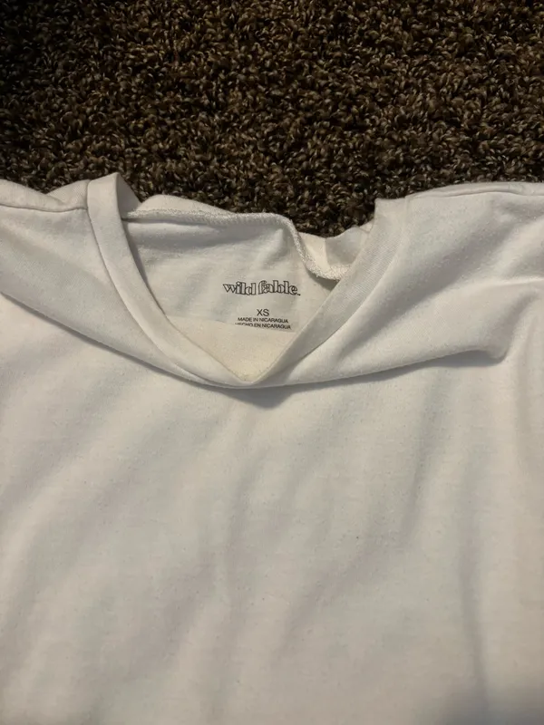 white crop top Size XS - Image 2