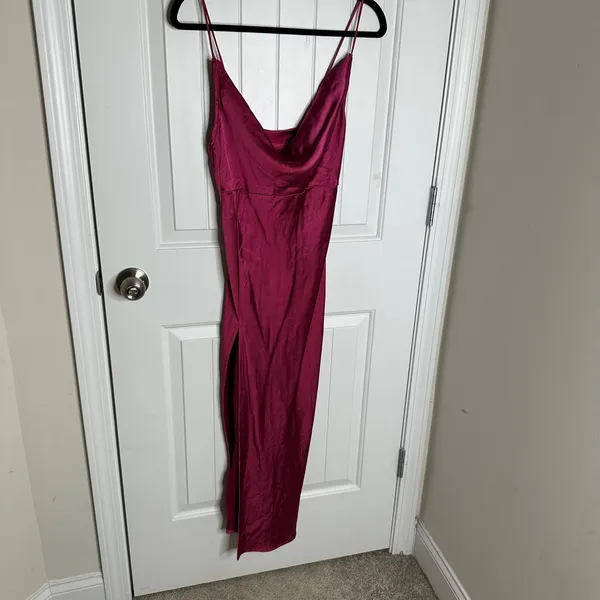 Lioness princess polly pink plunging‎ satin midi dress small open back party - Image 3