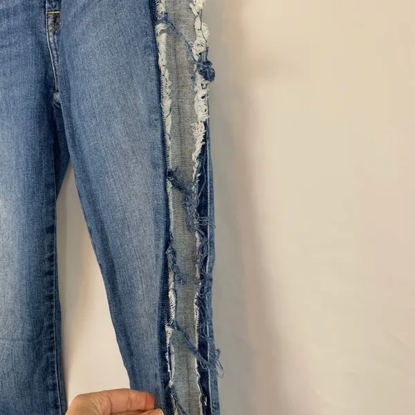 7 for all‎ mankind Roxanne Ankle Fray Jeans in Bright Houston Size 28 - Image 5