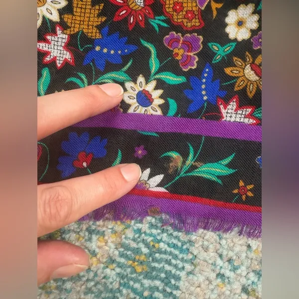 Vintage Caren Charles wool purple floral large square neck head scarf - Image 7