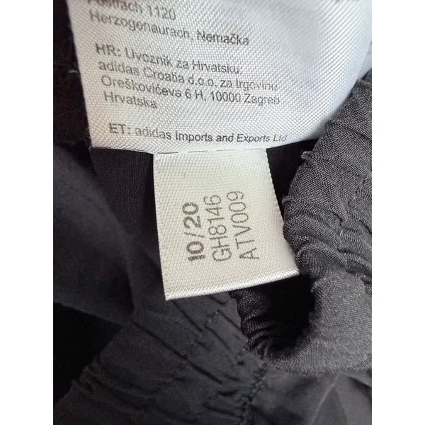 Adidas shorts size small - Image 8