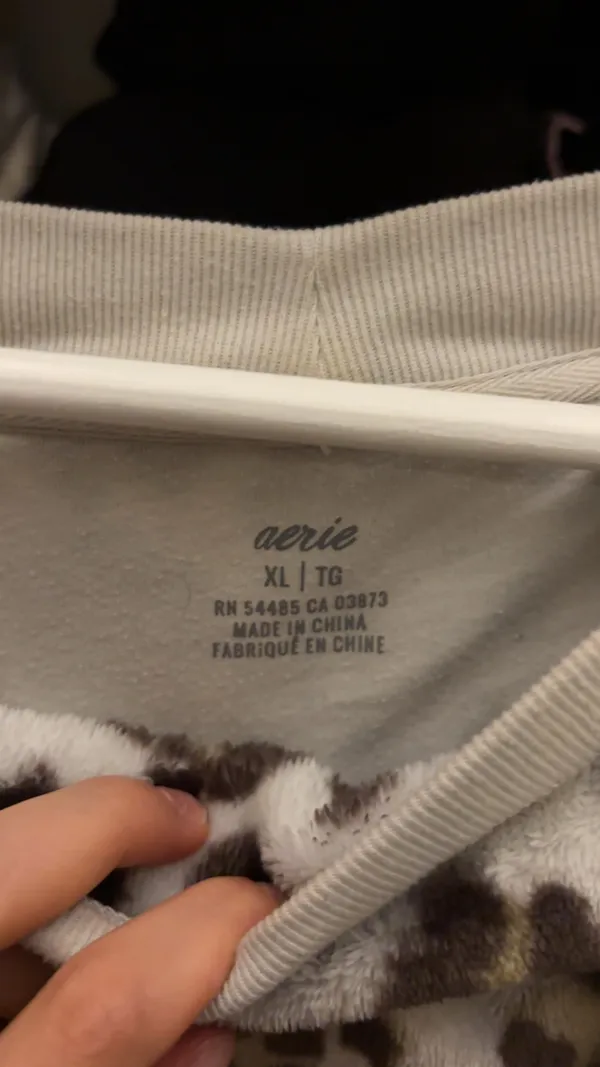 Aerie leopard print sweatshirt in XL - Image 3