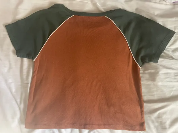 American Eagle Outfitters Tee - Image 3