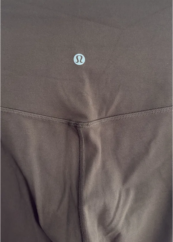 Lululemon Size 12 Align HR 23” Crop Leggings - Image 4