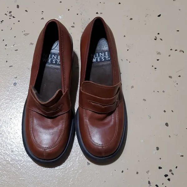 NINE WEST CROMWELL LEATHER SHOES SIZE 5 1/2M - Image 2