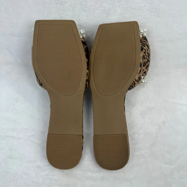 Betsey Johnson Womens Leopard Print Pearl Bow Square Toe Flat Slide‎ Sandals 5 - Image 3