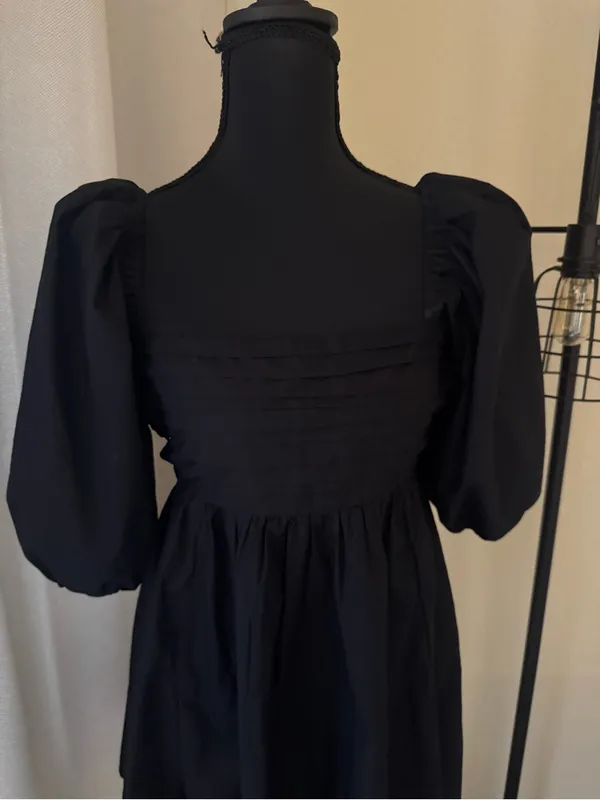 Abercrombie & Fitch Black Puff Sleeve Mini Dress Smocked Back Size Small - Image 4