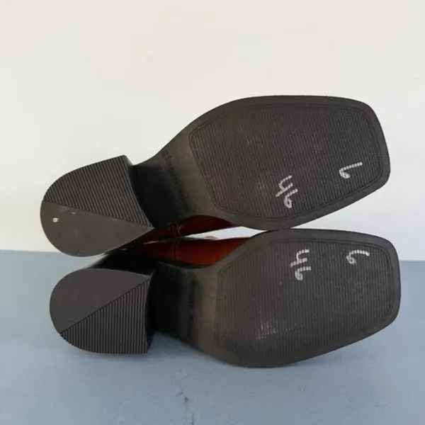 Gianni‎ Bini Banks Crinkle Patent Leather Double Gore Square Toe Brown Booties - Image 9