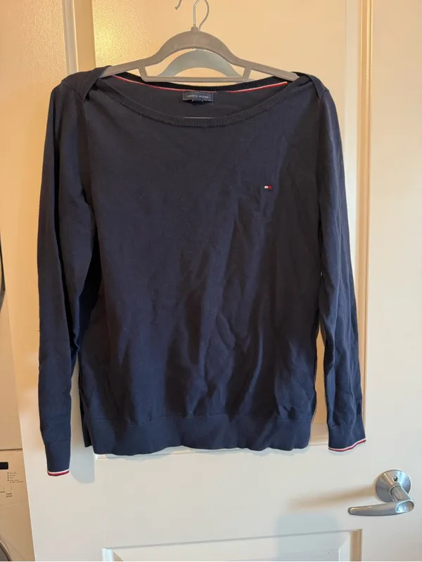 Tommy Hilfiger Navy Boatneck Long-Sleeve Pullover - Image 2