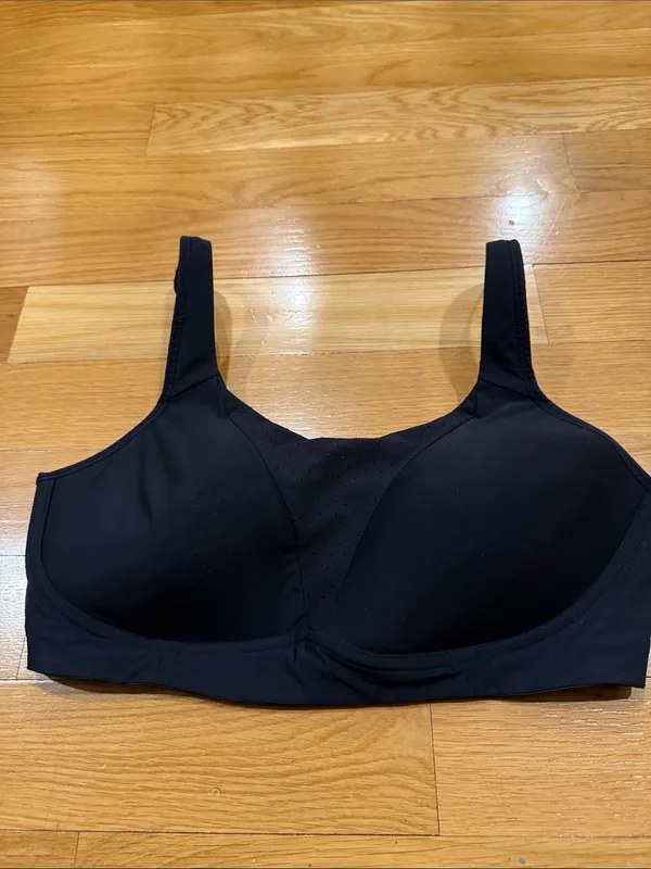 Lululemon run time high support bra size 38D. - Image 2