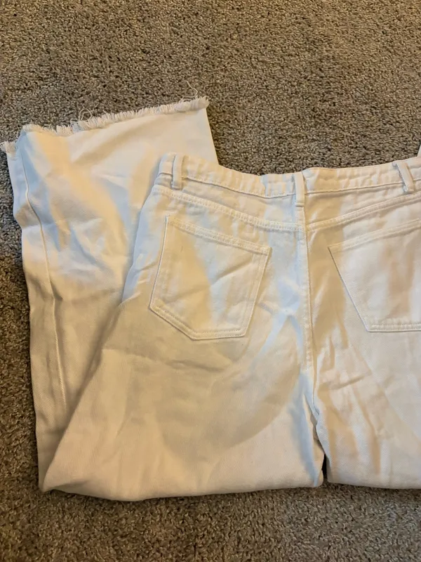 Shein Wide Leg White Jeans - Image 3