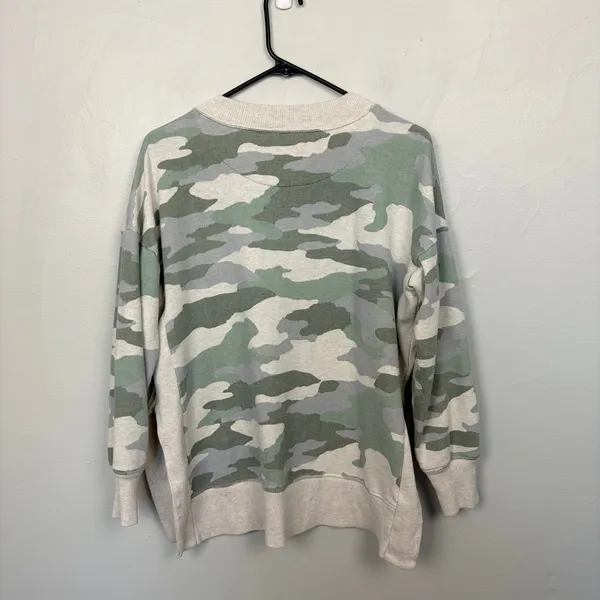 Aerie Camo Crewneck Sweatshirt Drop Shoulder Side‎ Slit Casual Size Small - Image 6