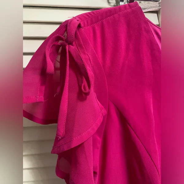 Lulus Maxi Dress Gown Hot Pink‎ Ruffle Cold Shoulder Tie Up Skirt Size XS NEW - Image 4