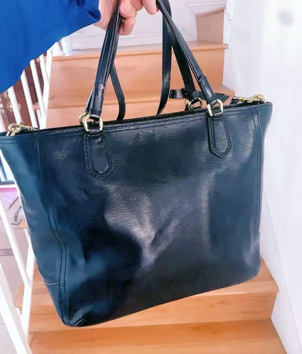 Coach Poppy Textured Patent Small Blaire Tote/Crossbody Brass / Navy - Image 4