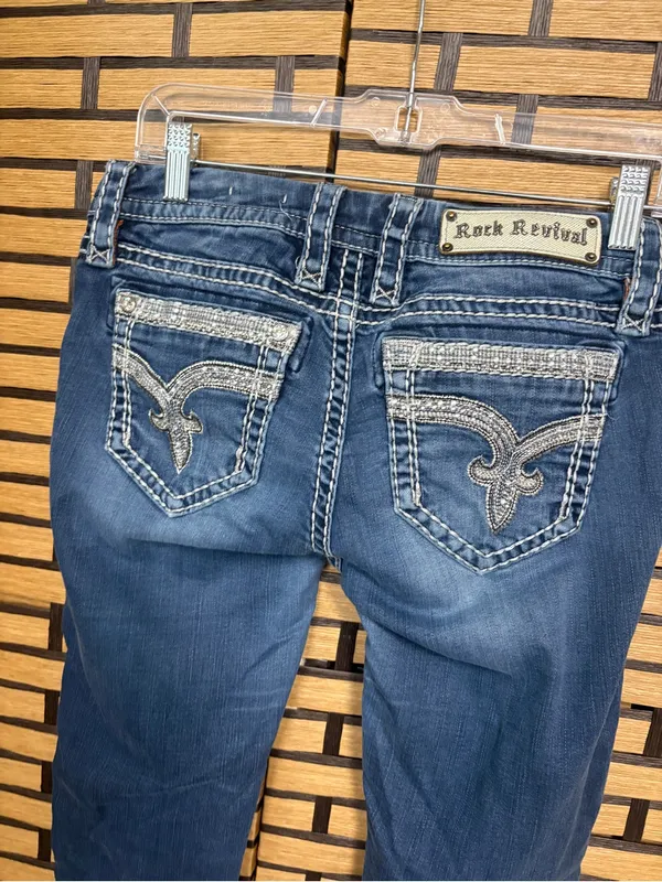 Rock revival sherry skinny leg jeans size 28 - Image 6