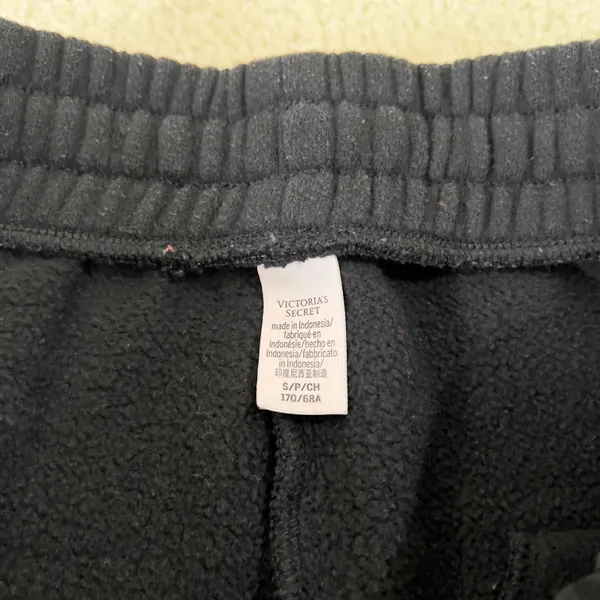 Victoria’s Secret Black Fleece Shorts! - Image 5