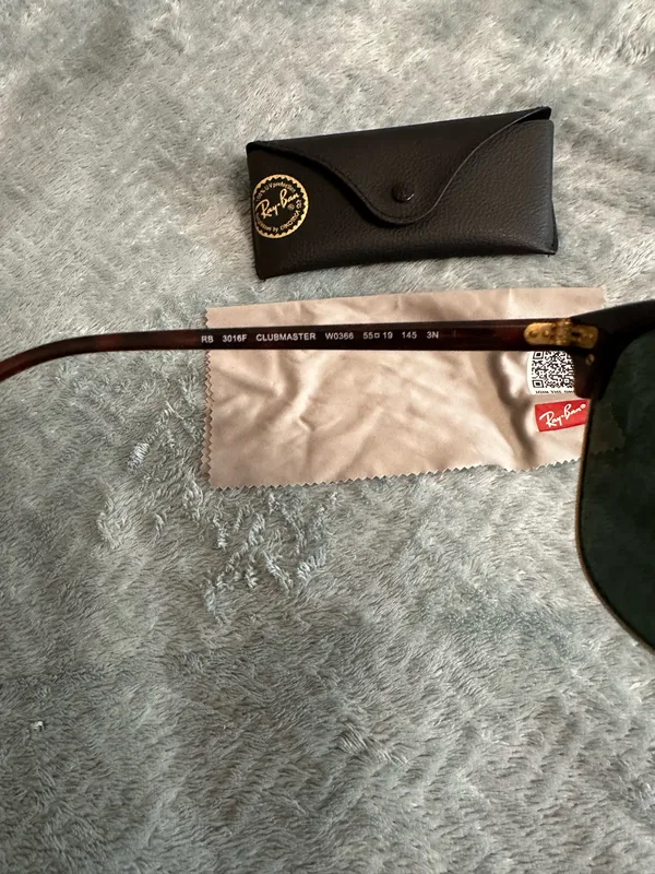 Ray-Ban Clubmaster Sunglasses - Image 5