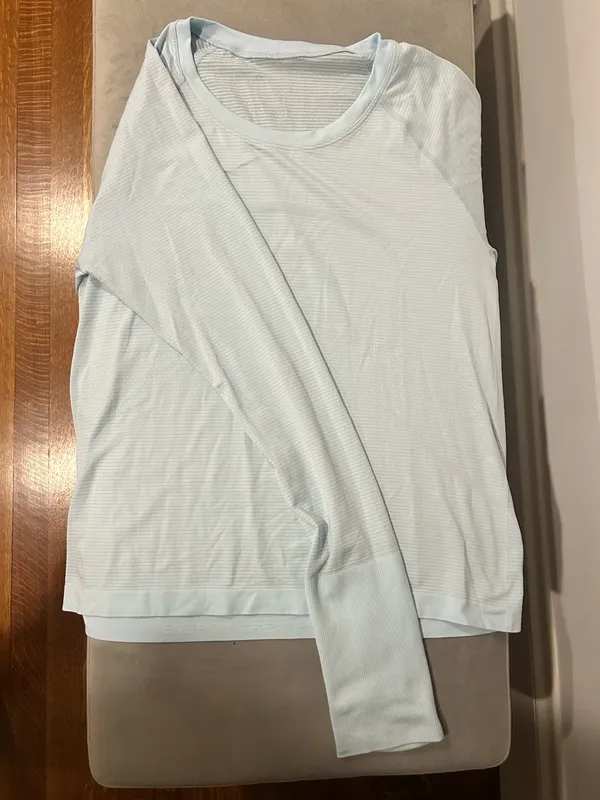 Lululemon Swiftly Tech Long Sleeve Shirt - Image 3