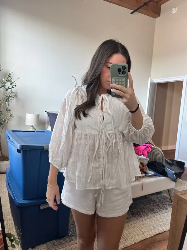White Flowy Blouse Shein - Image 3