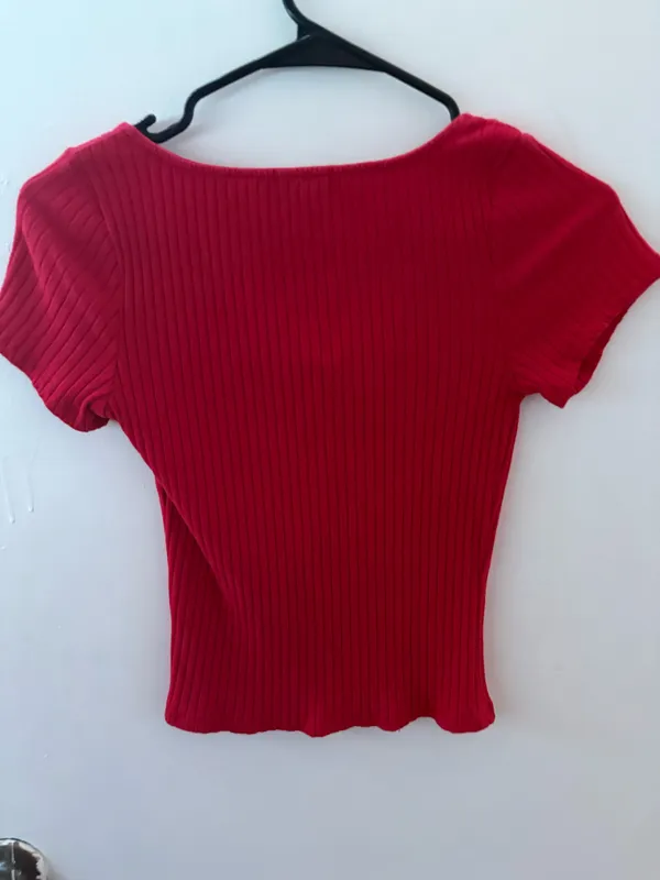 Red crop top with buttons from heart and hips  - Image 2