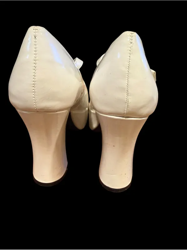 SPIRIT white platform Maryjane chunky heels women’s 9 Halloween costume shoes - Image 3