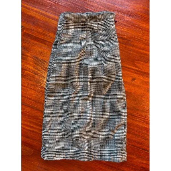 John Galt Brandy Melville Plaid Mini Skirt BlackWhite Glen Check Side Slit Small - Image 3