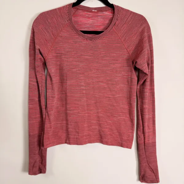 Lululemon Swiftly Tech Long Sleeve 2.0 Race Length Crew Striped Top Sz Medium - Image 3