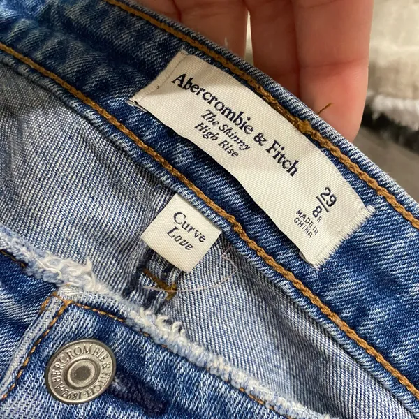 Abercrombie & Fitch Curve Love The Skinny High‎ Rise Jeans Size 29 - Image 9