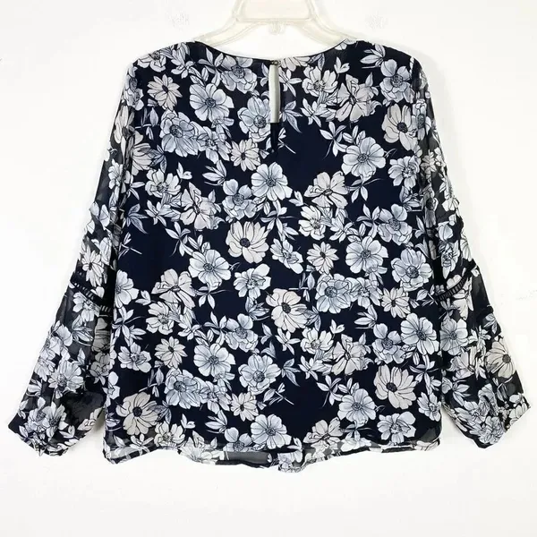 Luna Project Black & White Floral Long Sleeve Pintucked Blouse Size M - Image 2