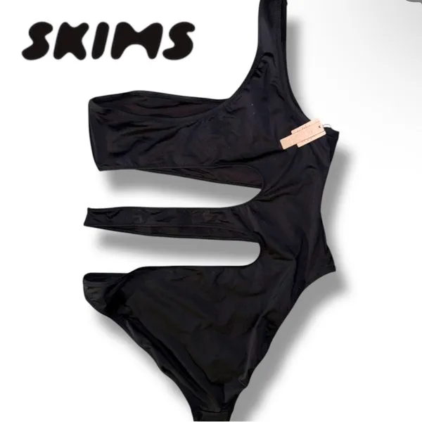 NWT SKIMS One-Shoulder Cutout Monokini Swimsuit – Onyx - Size XXL (Retail $92) - Image 4