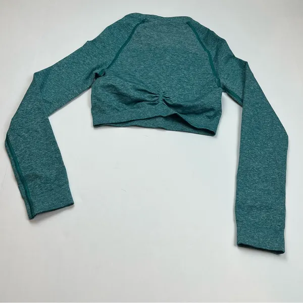 GymShark Womens Size XS Teal Long‎ Sleeve Cropped Fitted Top Workout Athletic - Image 9
