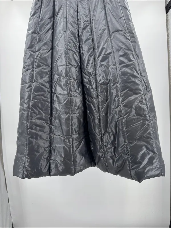 Black puffer snap front maxi skirt winter neutral pockets outdoor casual ski - Image 4