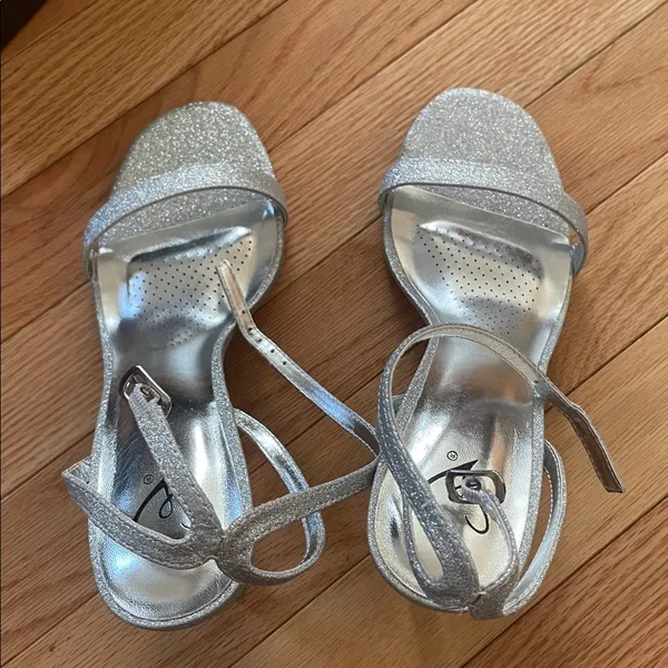 Windsor Silver Glitter Heels Strappy Size 8 Prom Party Evening Wedding - Image 3