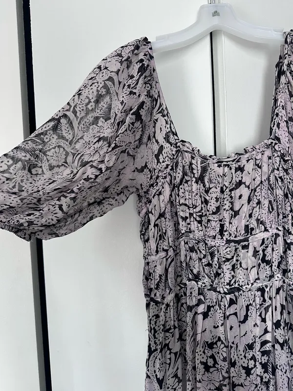 By Anthropologie Squareneck Smocked Midi Dress NWOT Size M - Image 3