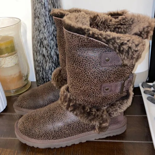 Rare!! UGG Skylah Brown Bomber Leather Faux Fur Boots Size 6 - Image 6