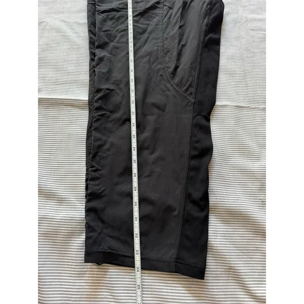 Lululemon Women's Dance Studio Crop Black Size‎ 12 - Image 9