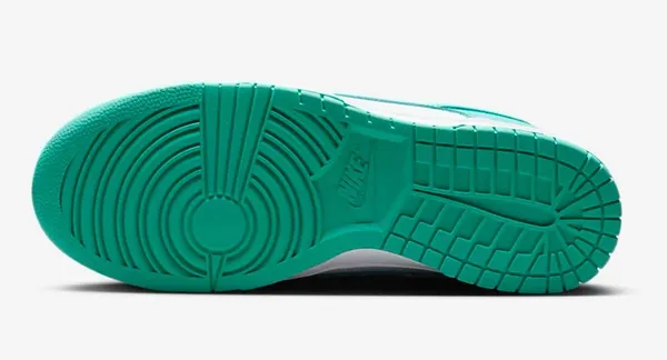 Nike Dunk Low Retro - Image 2