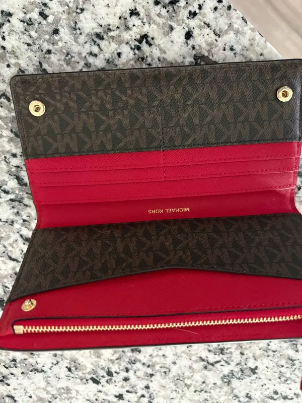 Michael Kors Wallet Jet Set - Image 3